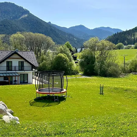Kamienok Chalet 1 *